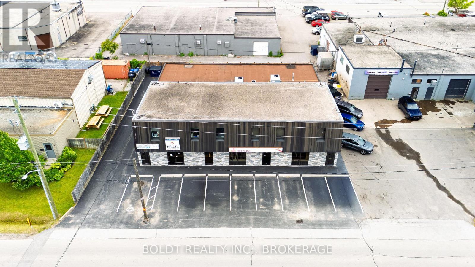 #13 Lower Unit - 13-15 Secord Drive, St. Catharines, Ontario  L2N 1K9 - Photo 2 - X13467750