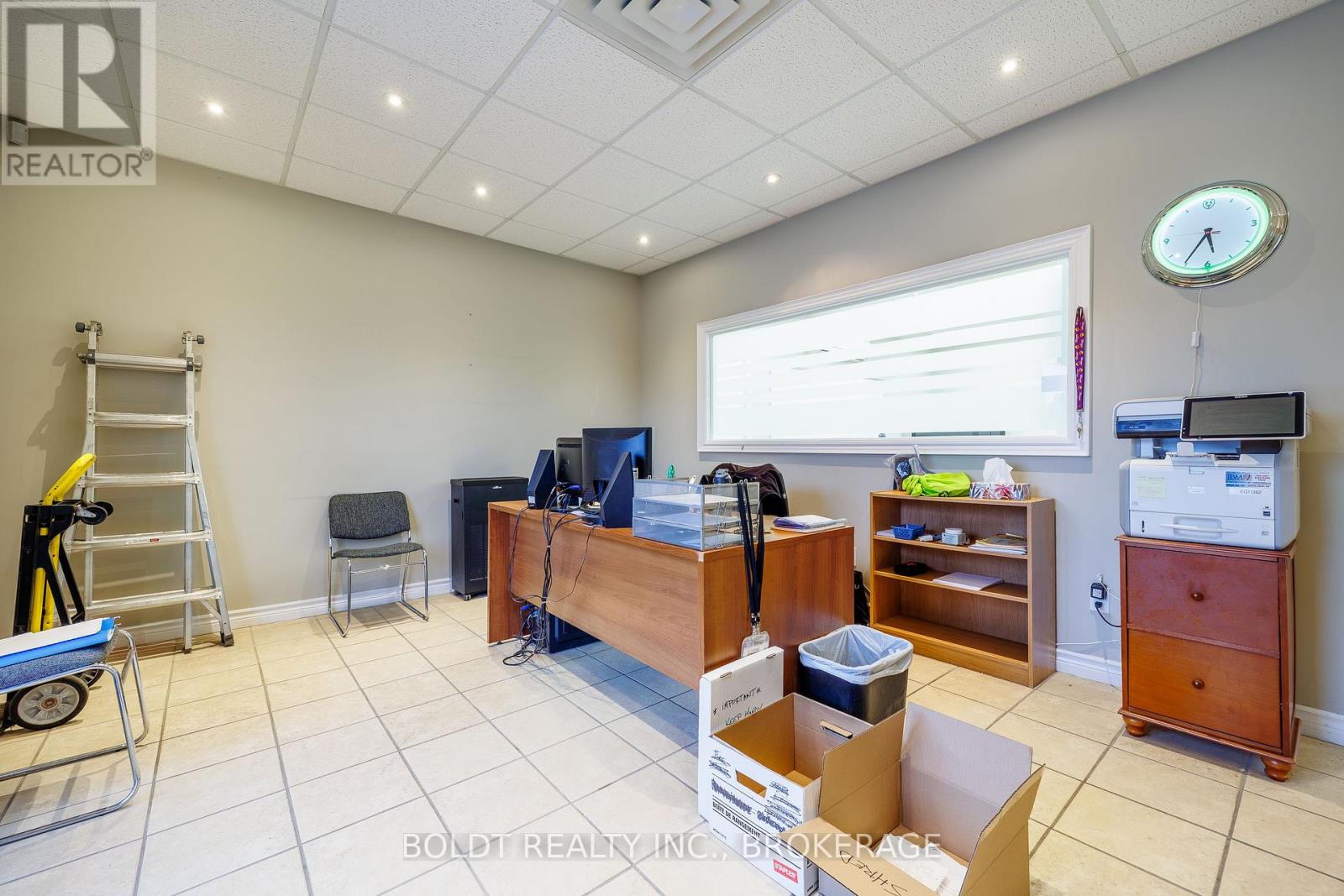 #13 Lower Unit - 13-15 Secord Drive, St. Catharines, Ontario  L2N 1K9 - Photo 4 - X13467750