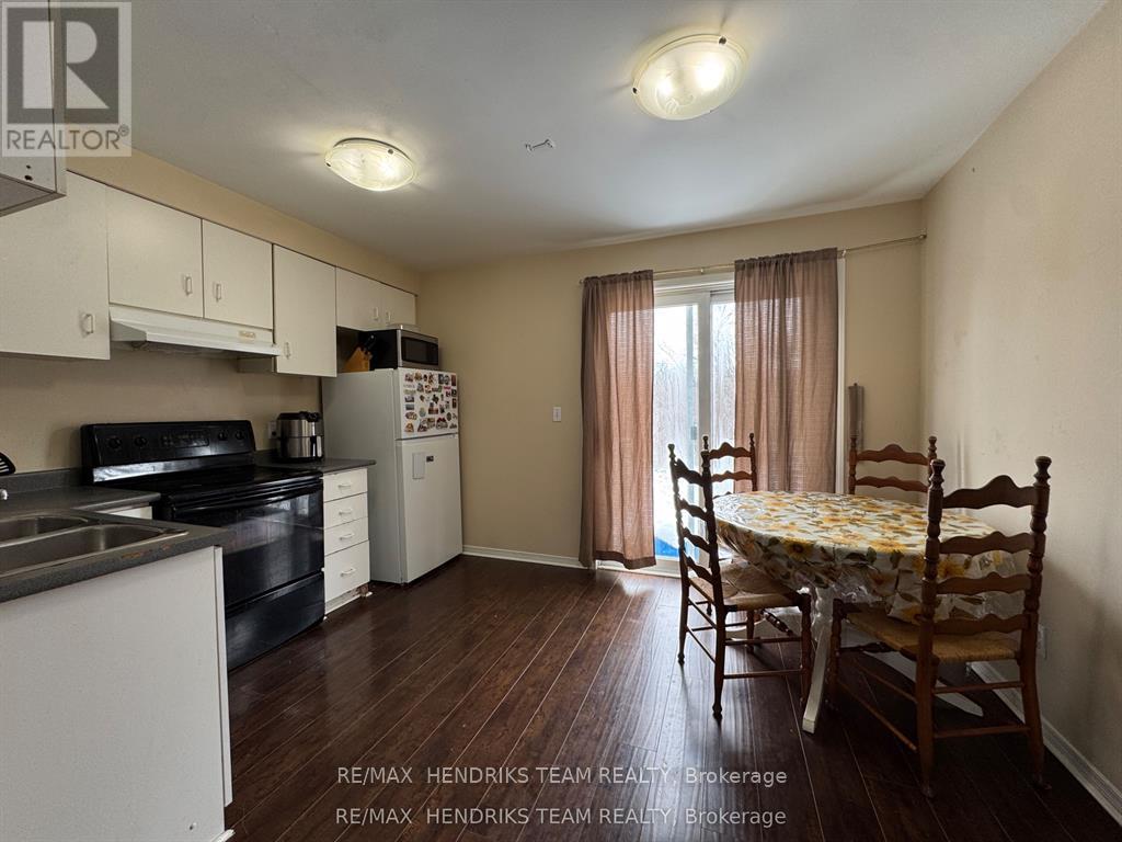 308 Oakdale Avenue, St. Catharines, Ontario  L2P 2T5 - Photo 2 - X13467850