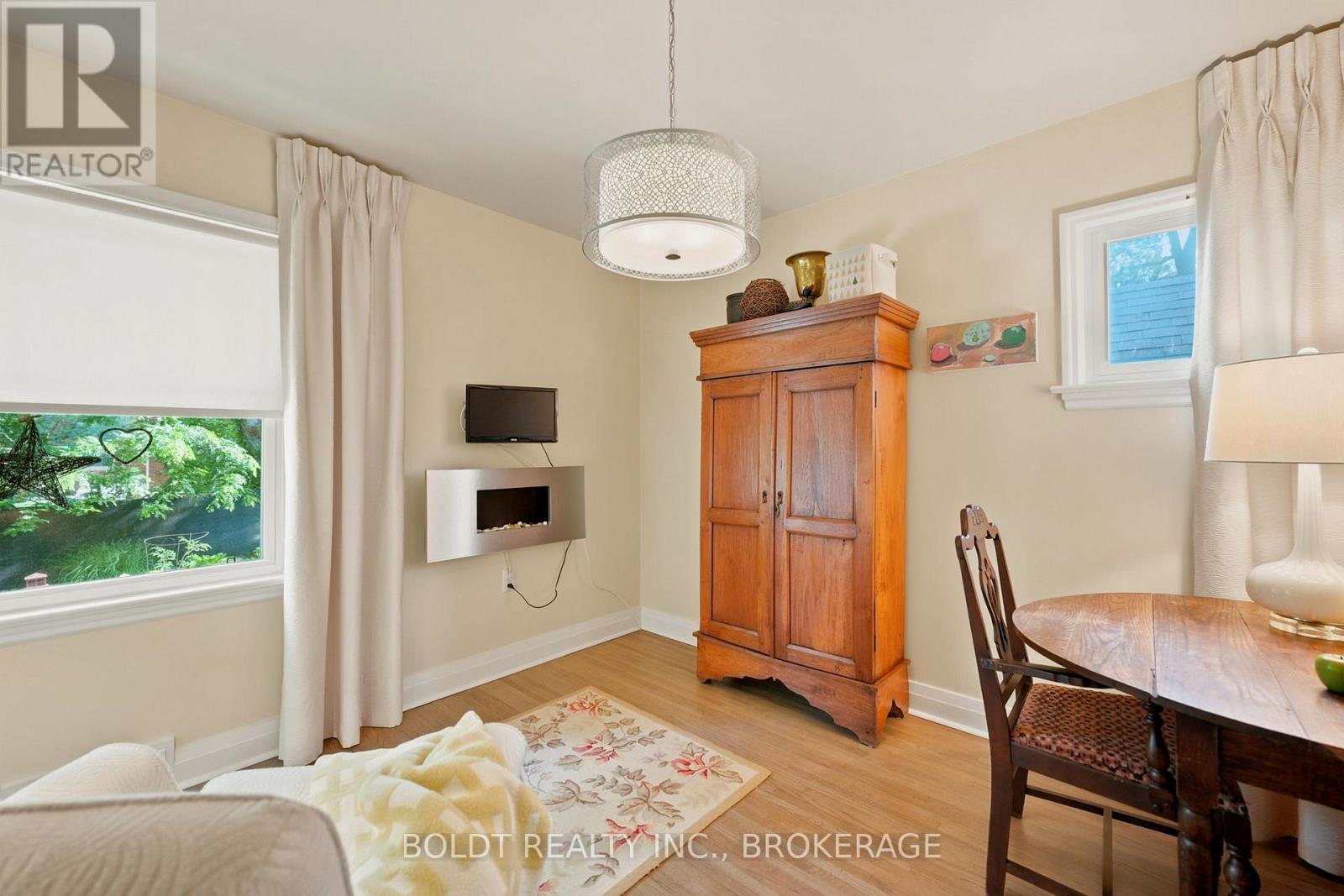 9 Woodgate Avenue, St. Catharines, Ontario  L2R 3V3 - Photo 21 - X13468280