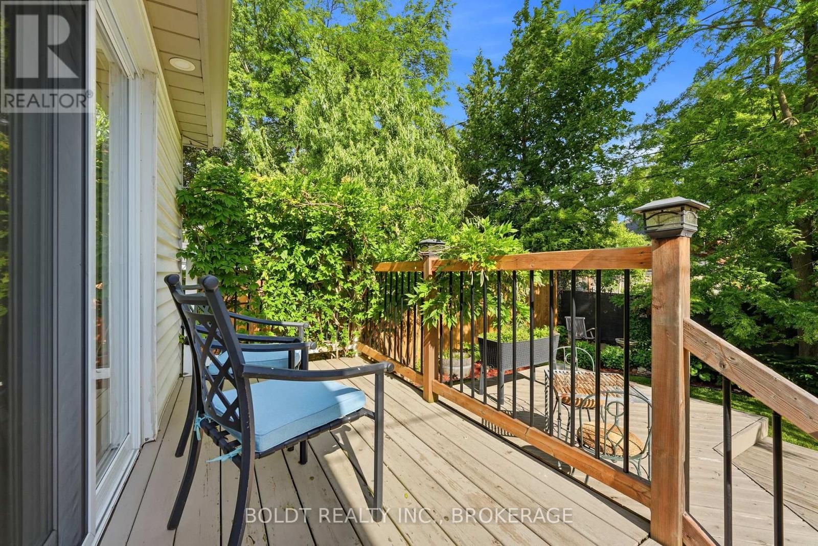 9 Woodgate Avenue, St. Catharines, Ontario  L2R 3V3 - Photo 30 - X13468280