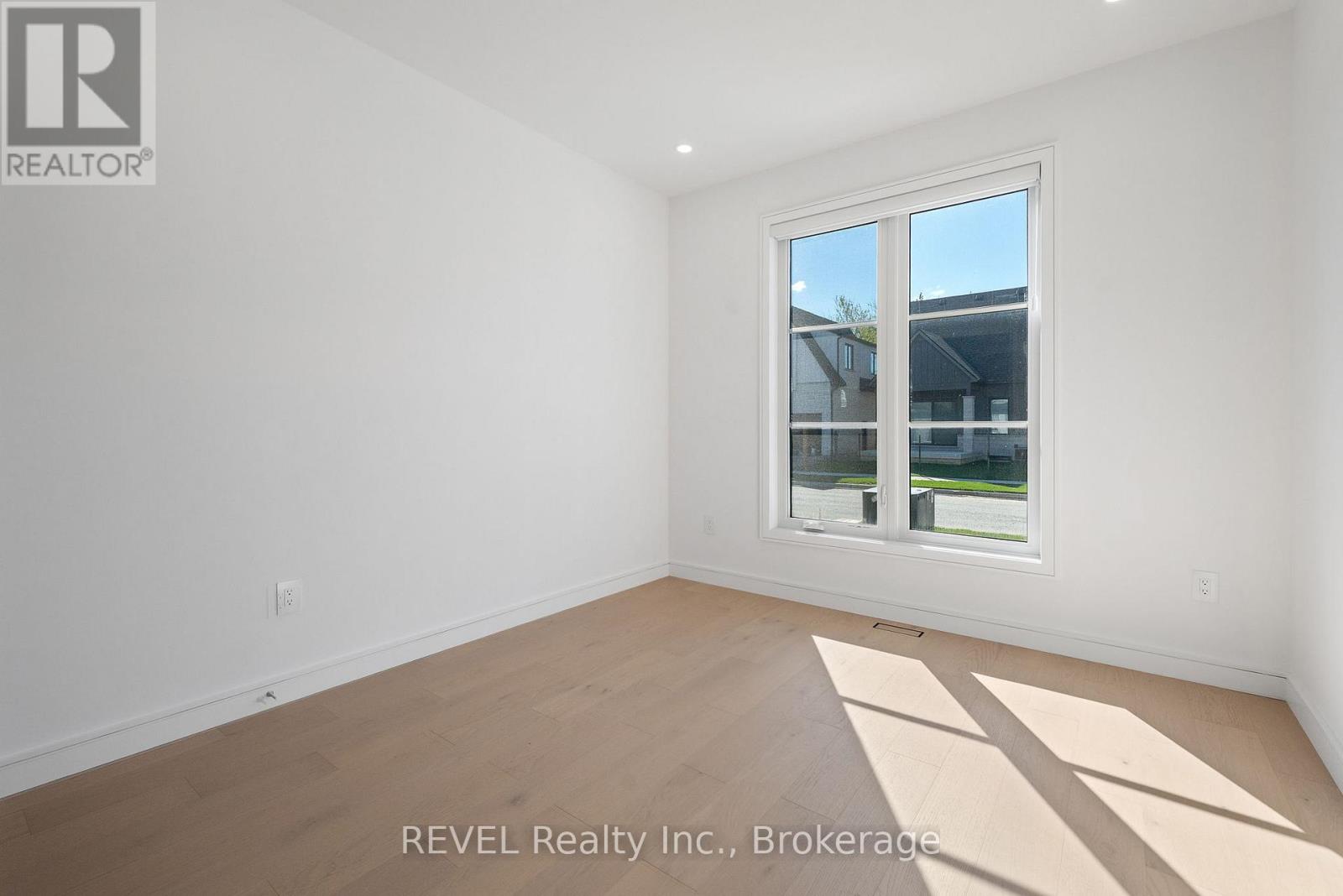 40 Ivy Crescent, Thorold, Ontario  L2V 0J9 - Photo 6 - X13468952