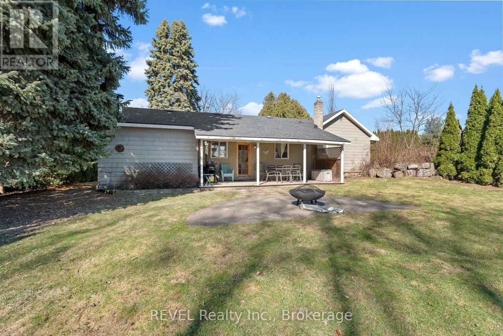 639 Penner Street, Niagara-On-The-Lake, Ontario  L0S 1T0 - Photo 23 - X13469296