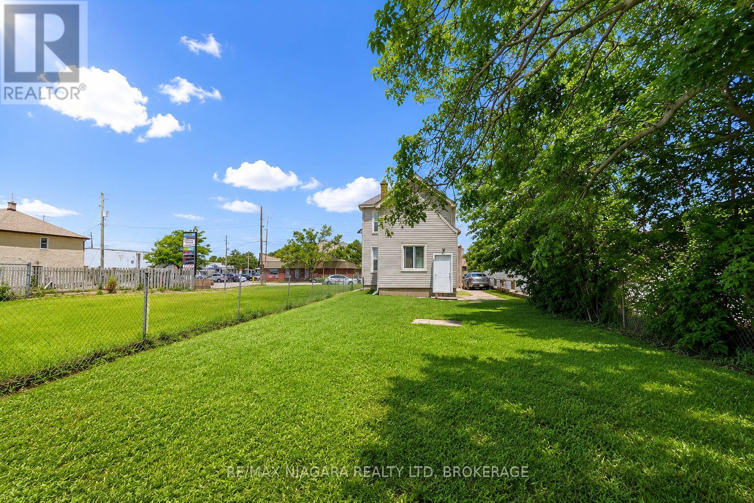 4 Manchester Avenue, St. Catharines, Ontario  L2R 1N8 - Photo 23 - X13469520