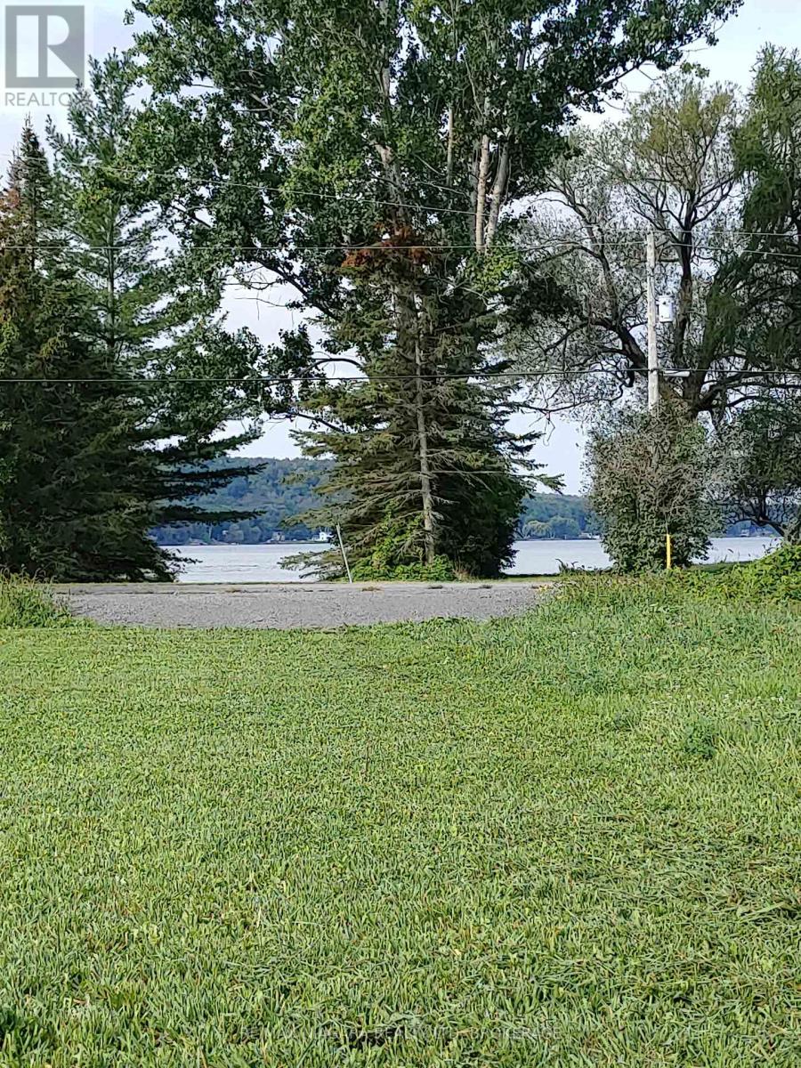 48 YOUNGS POINT ROAD, Greater Napanee, Ontario