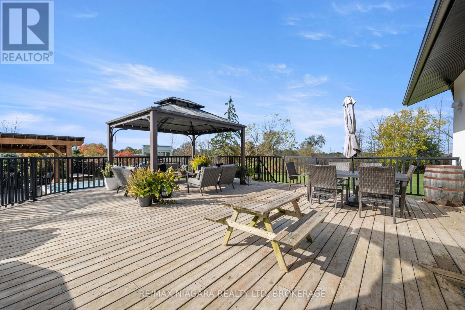 340 Roland Road, Pelham, Ontario  L0S 1M0 - Photo 11 - X13471062