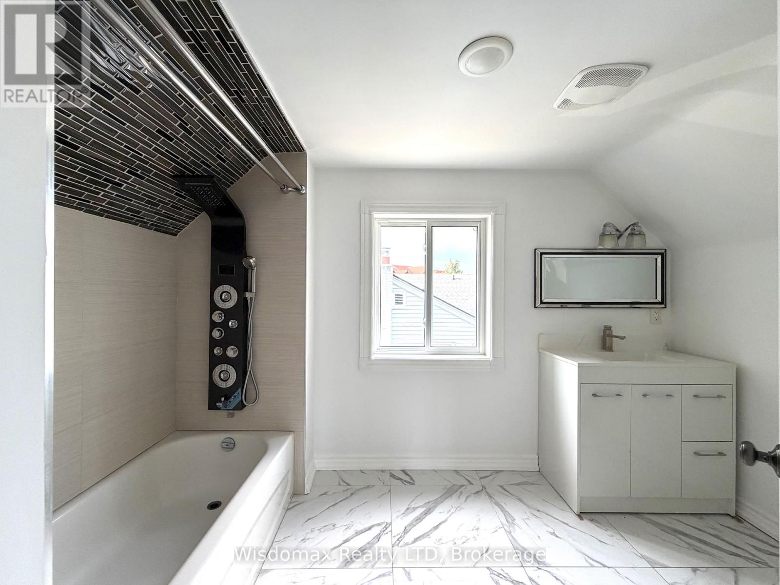 4104 Muir Avenue, Niagara Falls, Ontario  L2E 3L3 - Photo 11 - X13471826