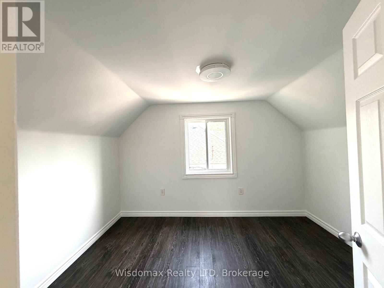 4104 Muir Avenue, Niagara Falls, Ontario  L2E 3L3 - Photo 9 - X13471826