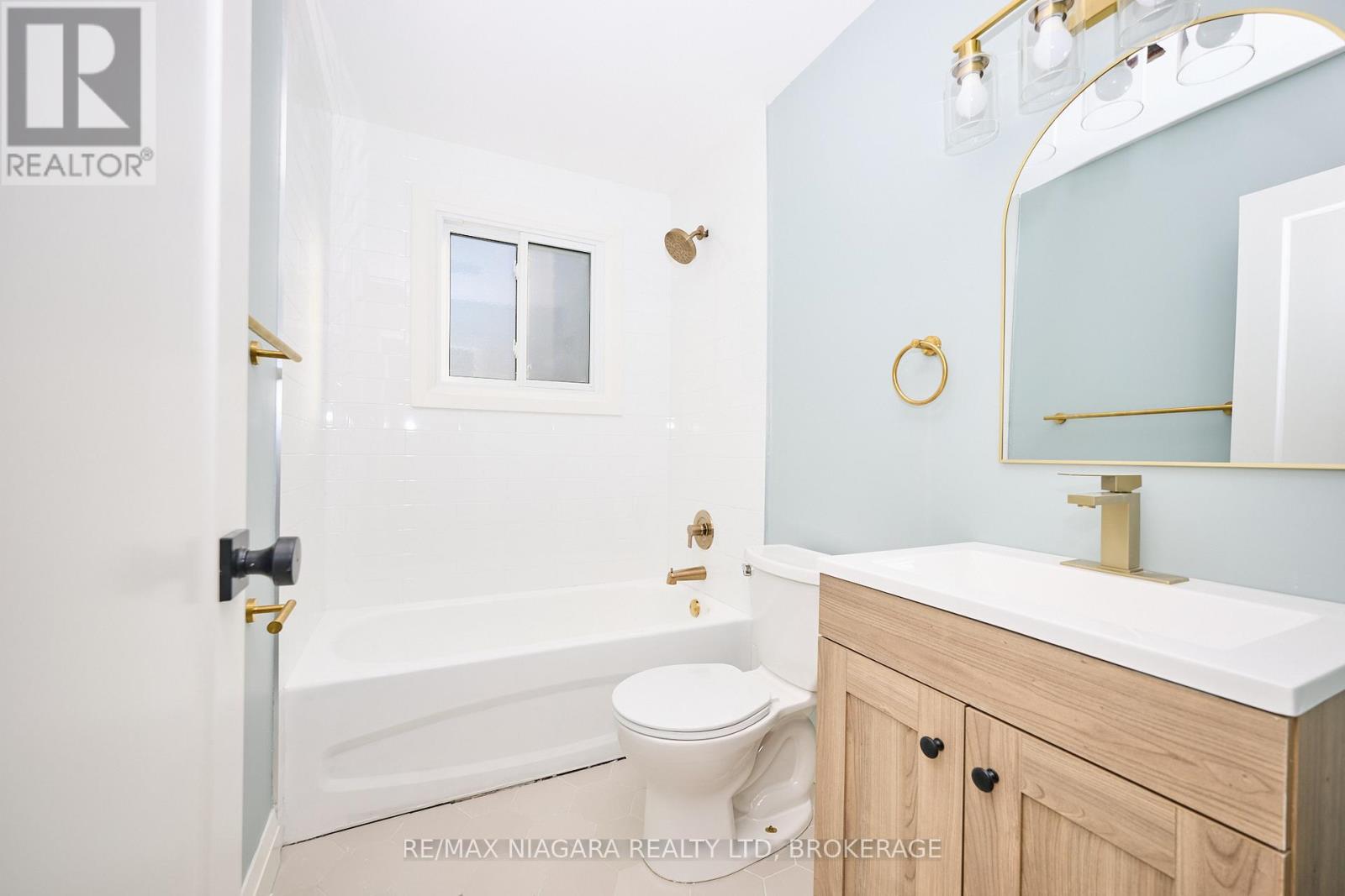 Unit 8 - 141 Plymouth Road, Welland, Ontario  L3B 3C8 - Photo 31 - X13472572