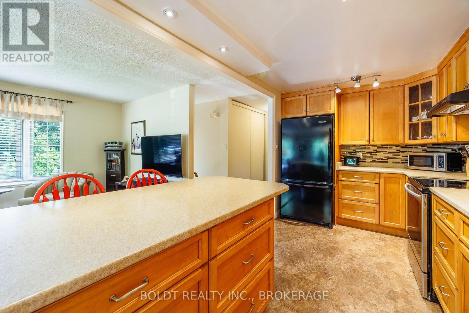 77 Elma Street, St. Catharines, Ontario  L2N 6Z8 - Photo 12 - X13473032