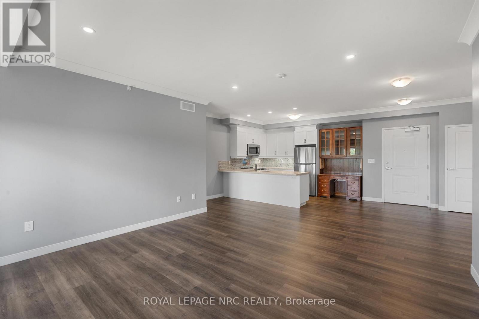 505 - 105 Vansickle Road S, St. Catharines, Ontario  L2S 0G4 - Photo 7 - X13473728