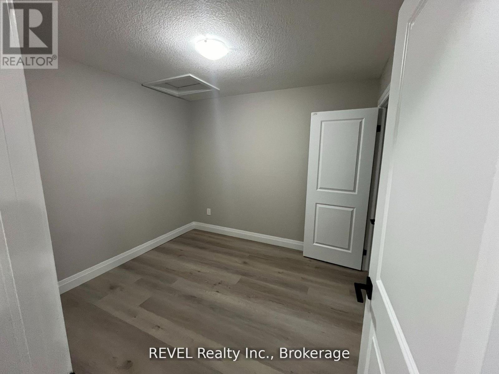 16 Keystone Trail, Welland, Ontario  L3B 0N8 - Photo 15 - X13474200