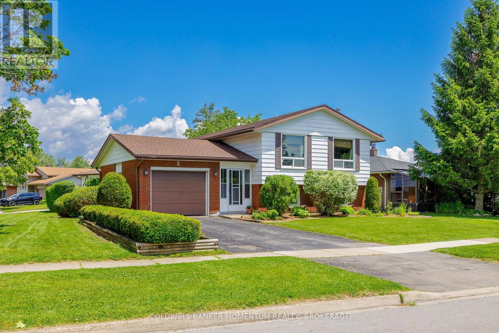 2 WYCHWOOD ROAD, Welland, Ontario