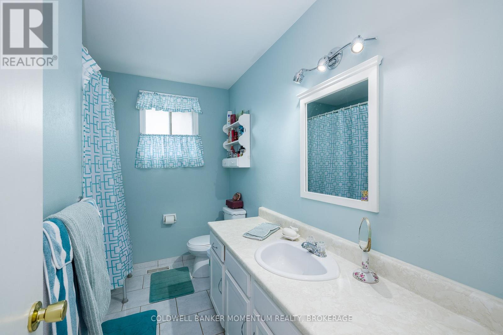 2 Wychwood Road, Welland, Ontario  L3C 5V3 - Photo 17 - X13474252