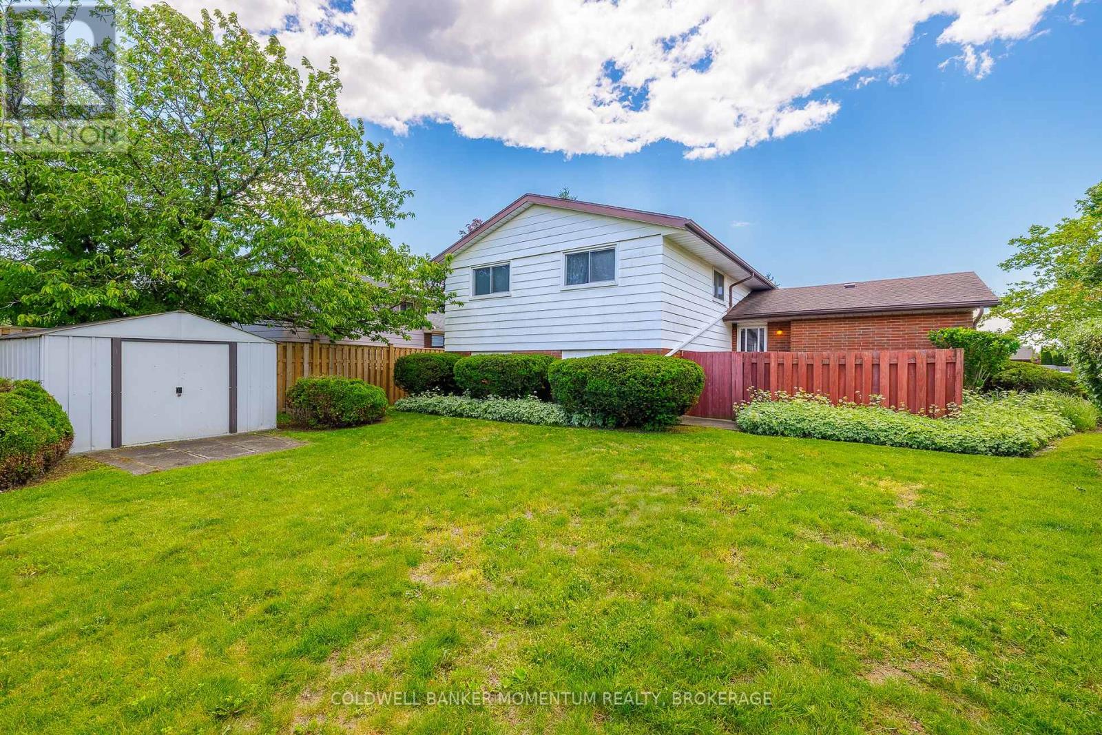 2 Wychwood Road, Welland, Ontario  L3C 5V3 - Photo 32 - X13474252