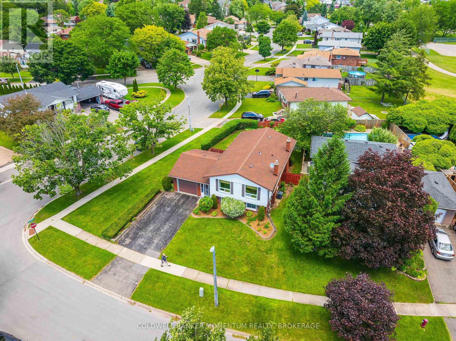 2 Wychwood Road, Welland, Ontario  L3C 5V3 - Photo 35 - X13474252