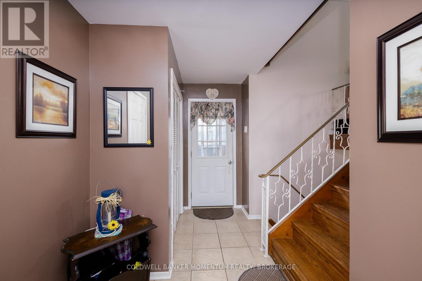 2 Wychwood Road, Welland, Ontario  L3C 5V3 - Photo 8 - X13474252