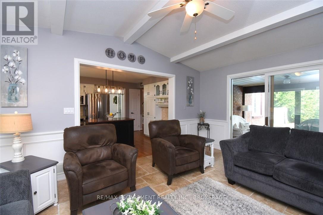 24 Shaw Street, Haldimand, Ontario  N3W 1K2 - Photo 18 - X13474460