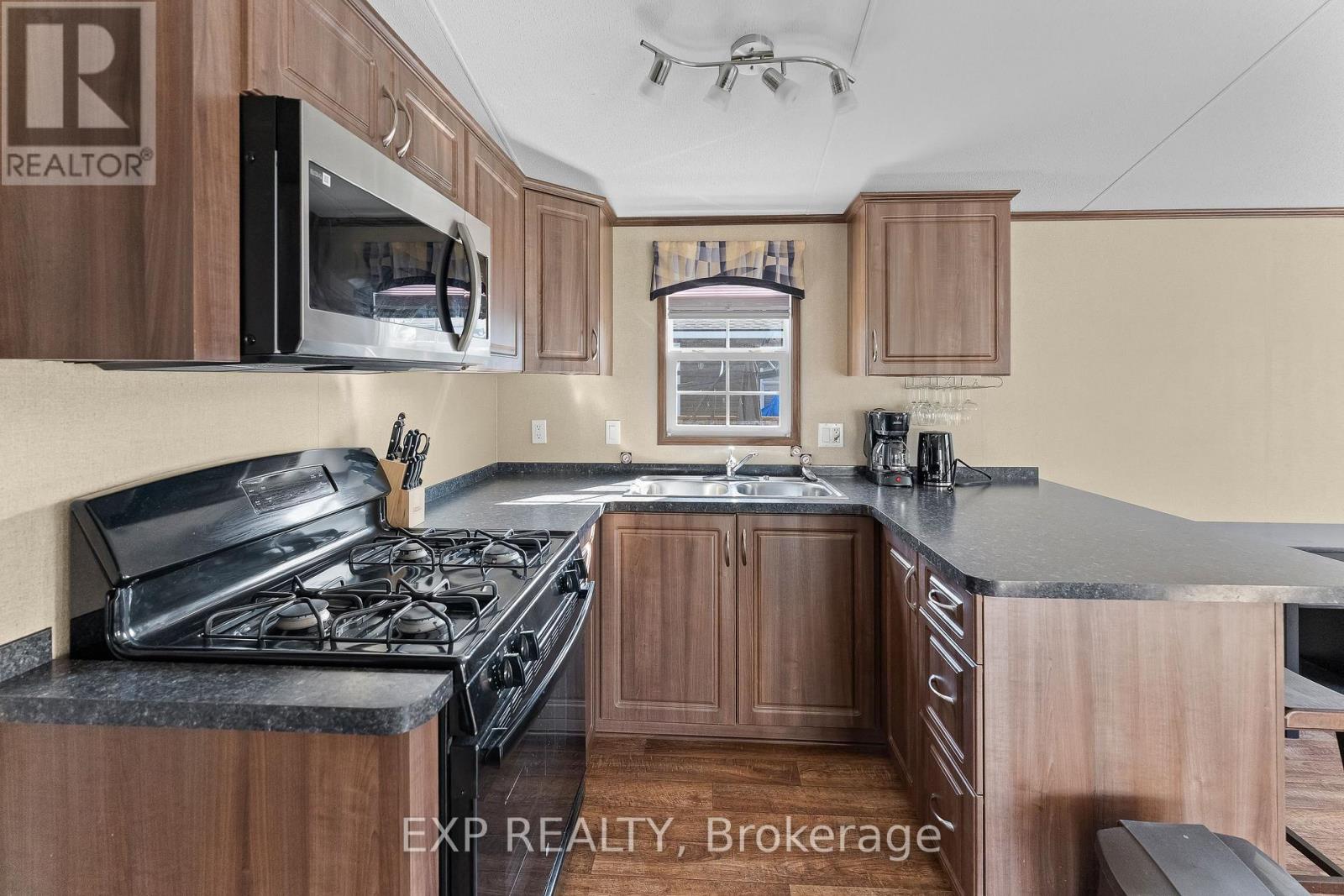 110 - 1501 Line 8 Road, Niagara-On-The-Lake, Ontario  L0S 1J0 - Photo 11 - X13474974