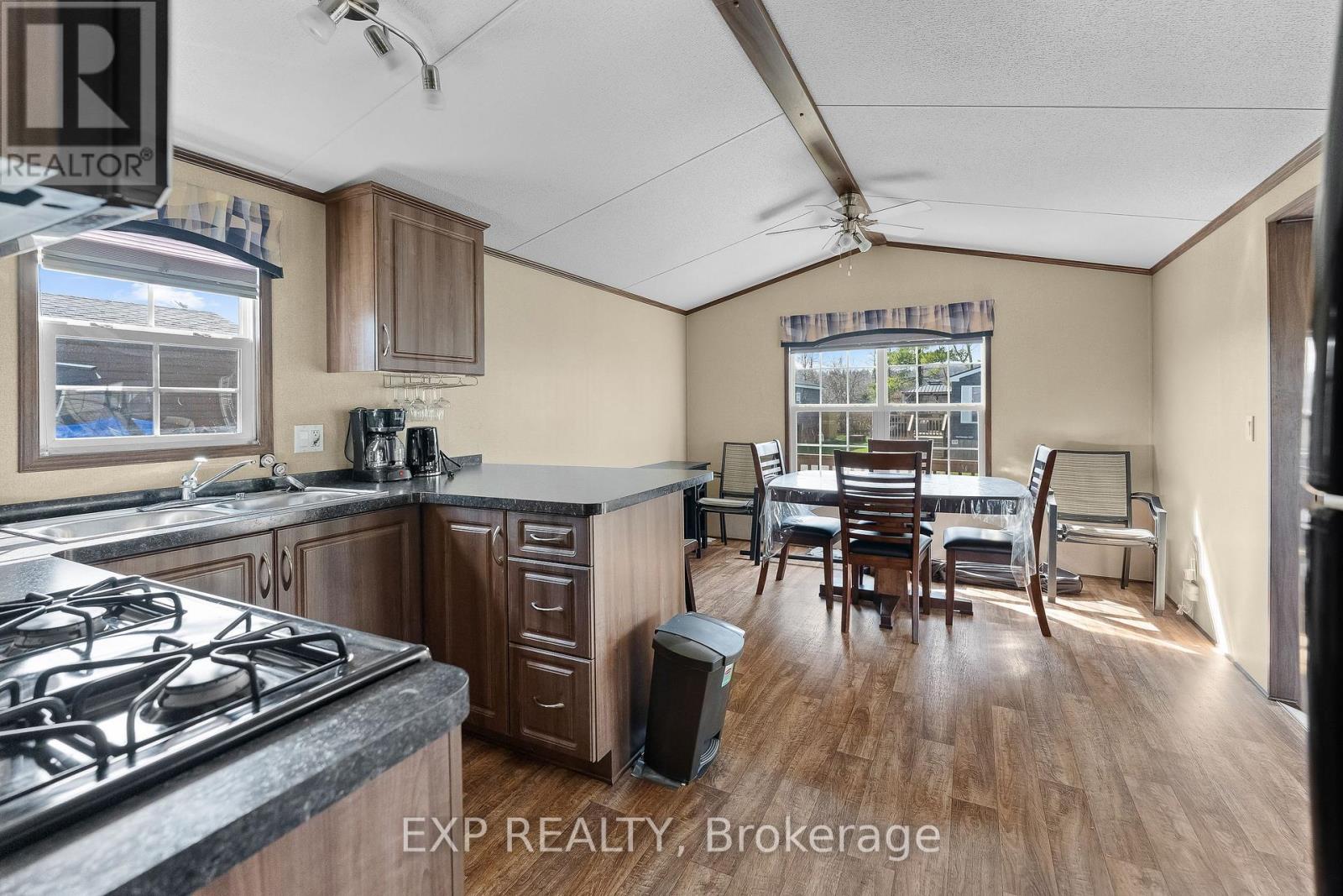 110 - 1501 Line 8 Road, Niagara-On-The-Lake, Ontario  L0S 1J0 - Photo 13 - X13474974