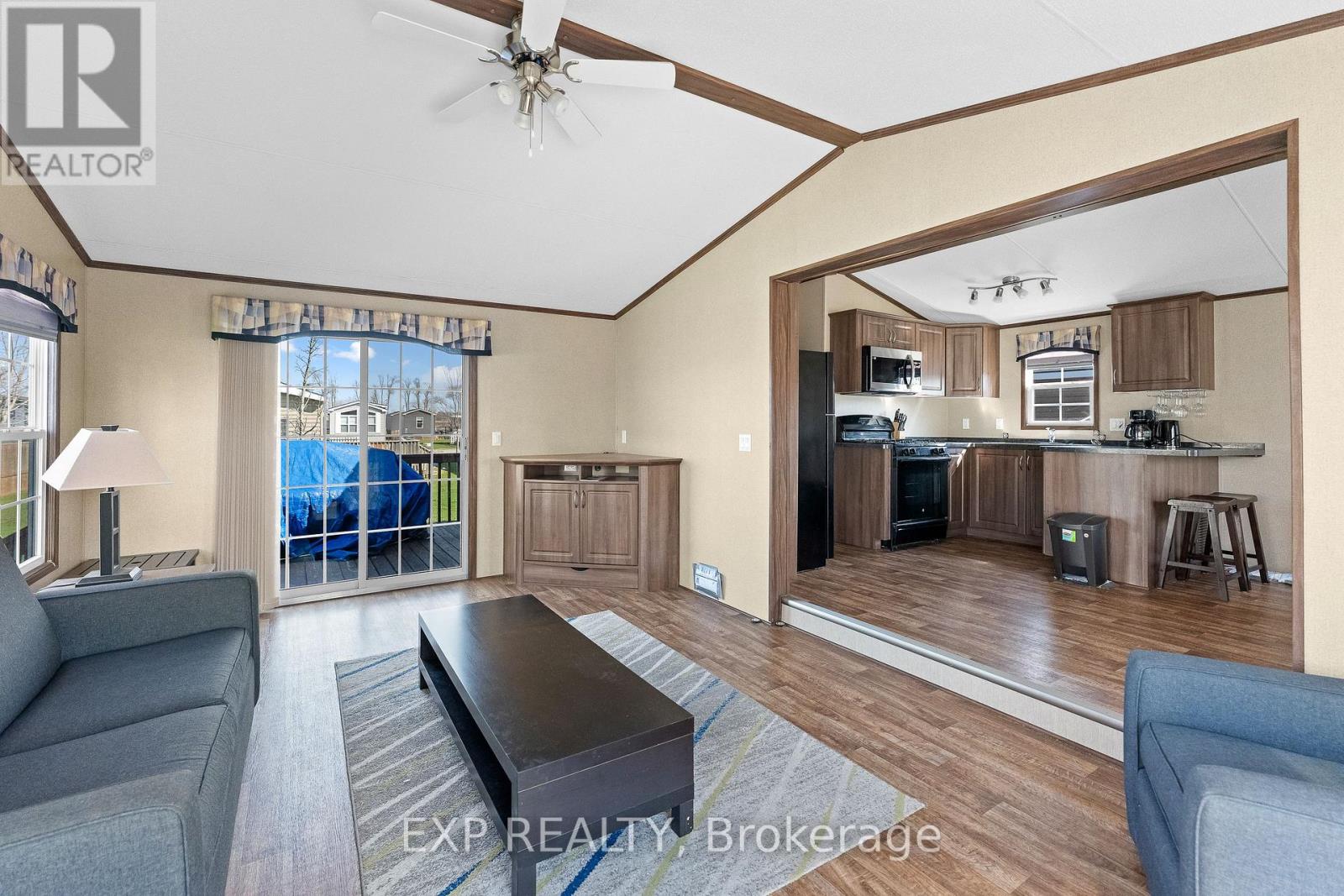 110 - 1501 Line 8 Road, Niagara-On-The-Lake, Ontario  L0S 1J0 - Photo 4 - X13474974
