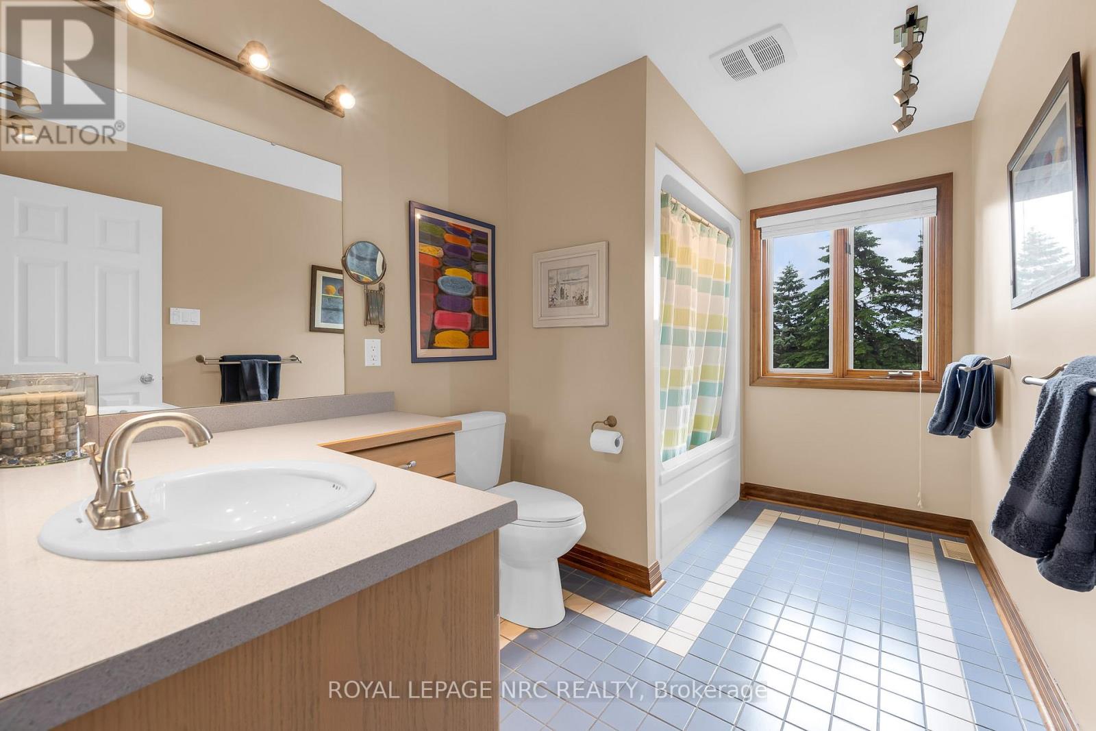 57 Millbridge Crescent, Pelham, Ontario  L3E 0E1 - Photo 38 - X13475460