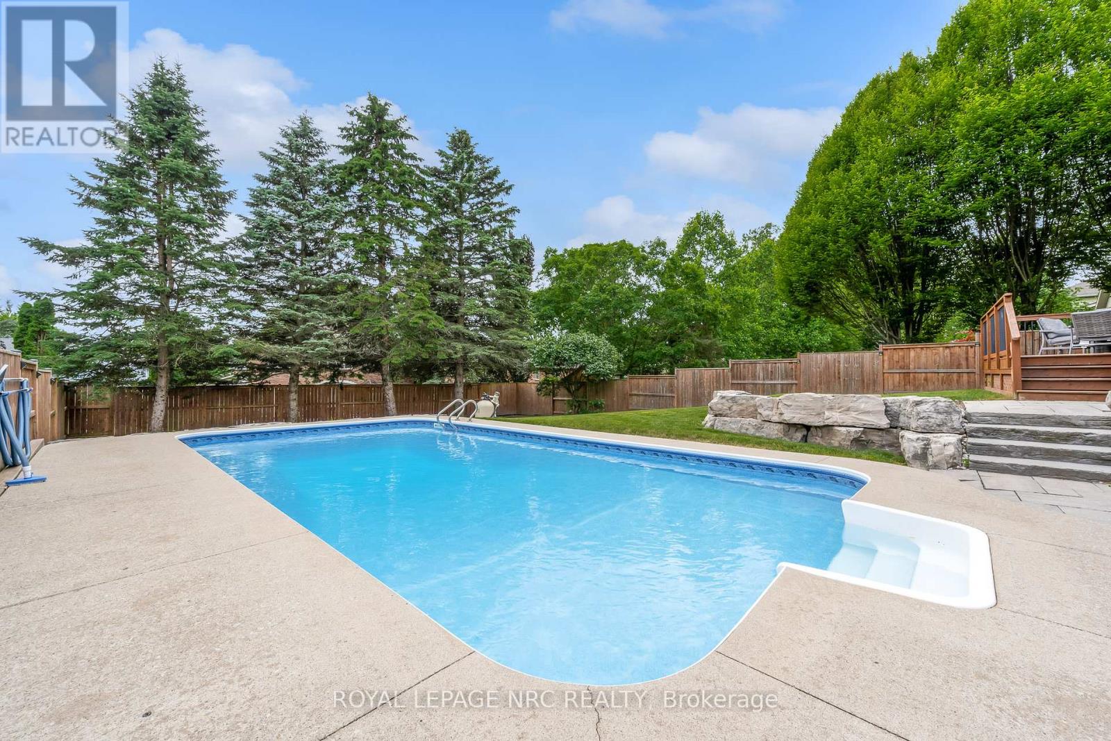 57 Millbridge Crescent, Pelham, Ontario  L3E 0E1 - Photo 5 - X13475460