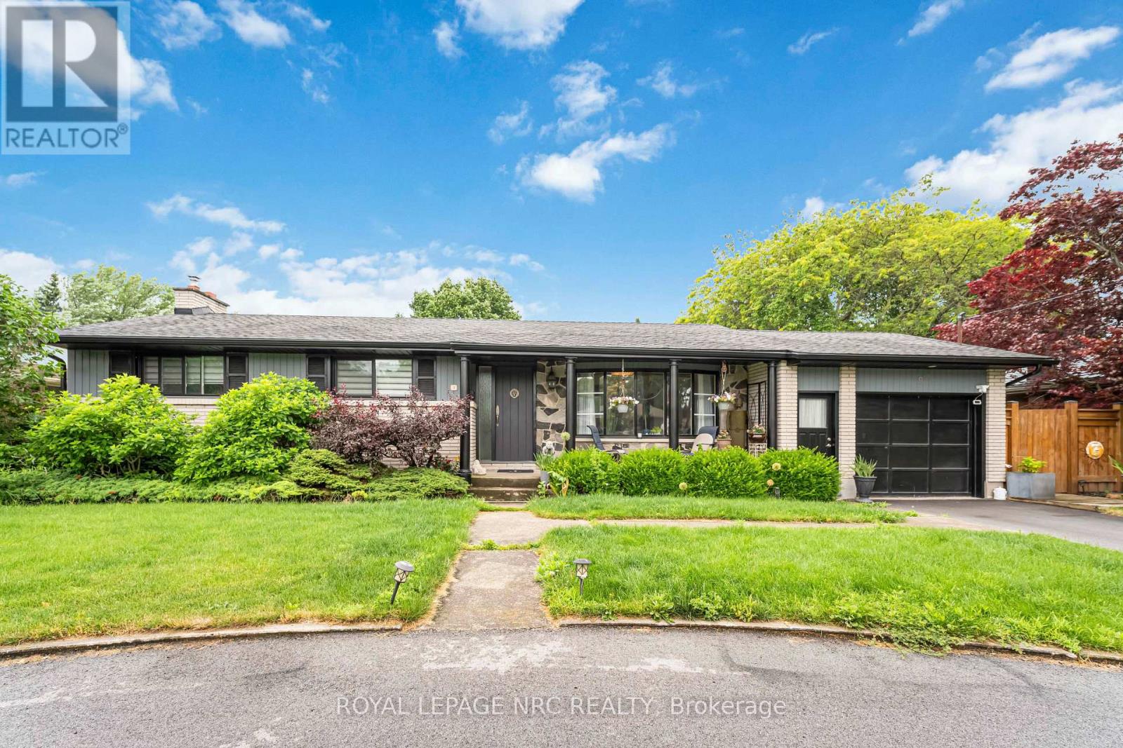 9 Cartier Drive, St. Catharines, Ontario  L2M 2E5 - Photo 3 - X13477178