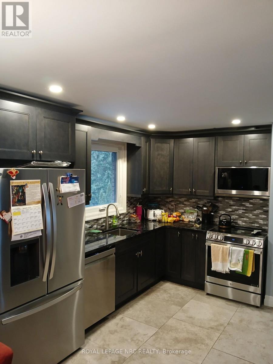 9 Cartier Drive, St. Catharines, Ontario  L2M 2E5 - Photo 32 - X13477178