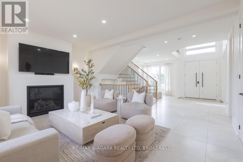 7781 Secretariat Court, Niagara Falls, Ontario  L2H 3V3 - Photo 11 - X13477598