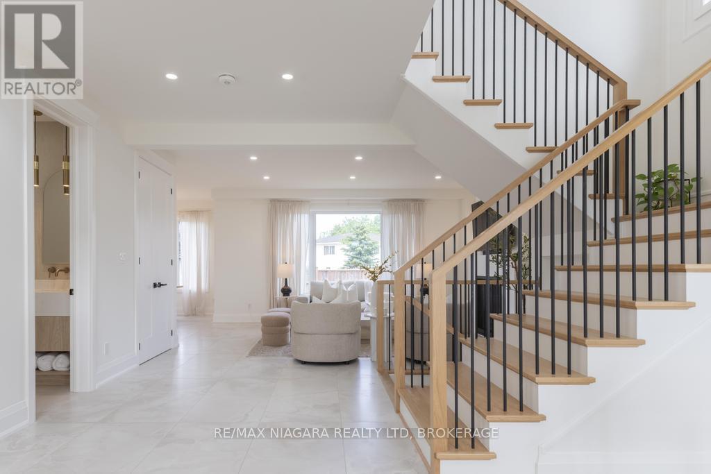 7781 Secretariat Court, Niagara Falls, Ontario  L2H 3V3 - Photo 8 - X13477598