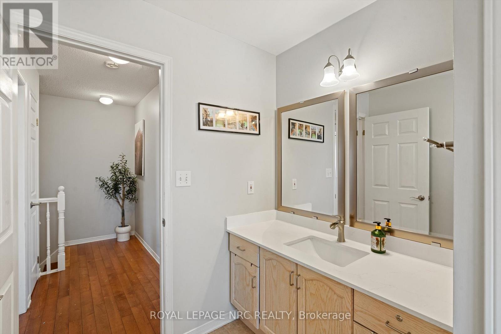 7722 Yvette Crescent, Niagara Falls, Ontario  L2H 3B6 - Photo 23 - X13477682