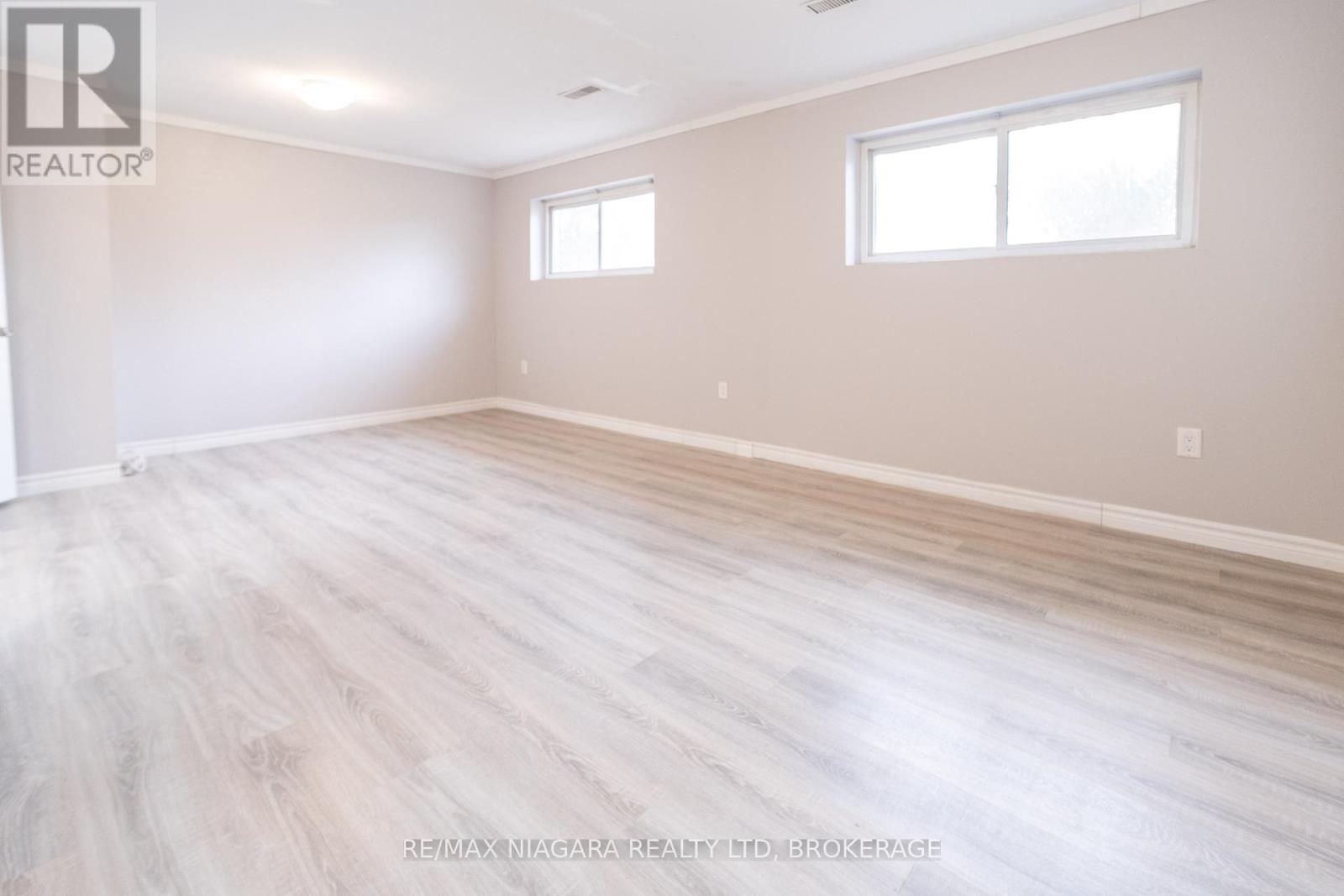 15 Old Oxford Road, St. Catharines, Ontario  L2M 2J7 - Photo 13 - X13477810