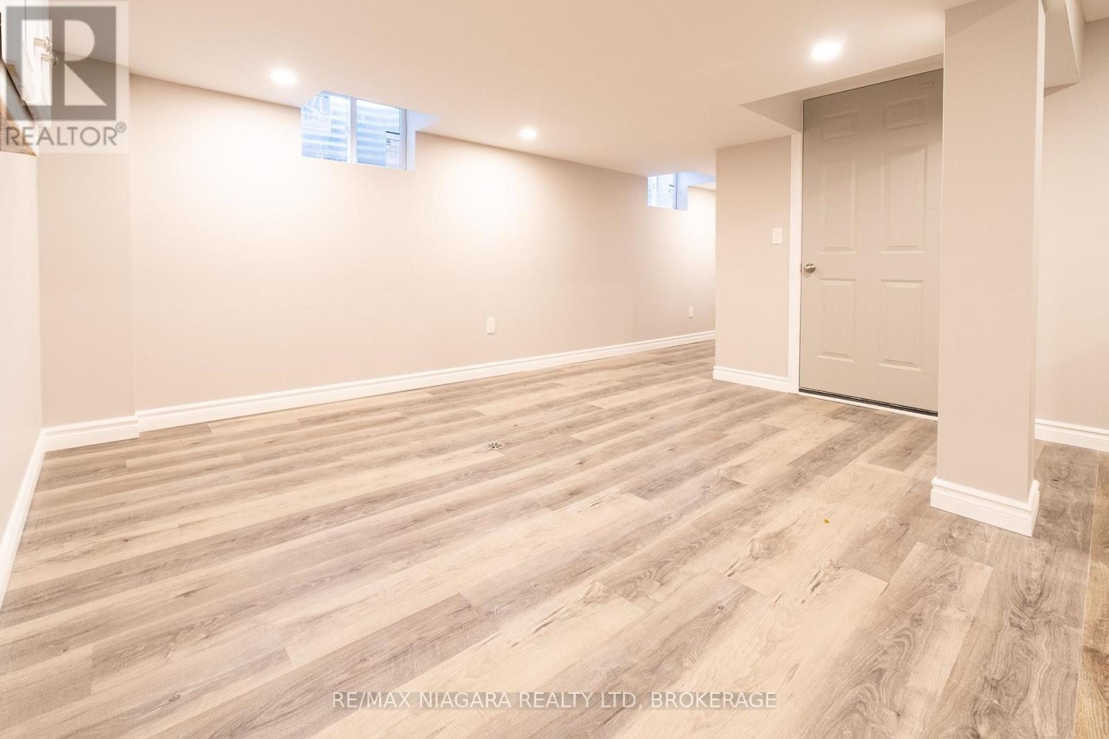 15 Old Oxford Road, St. Catharines, Ontario  L2M 2J7 - Photo 16 - X13477810