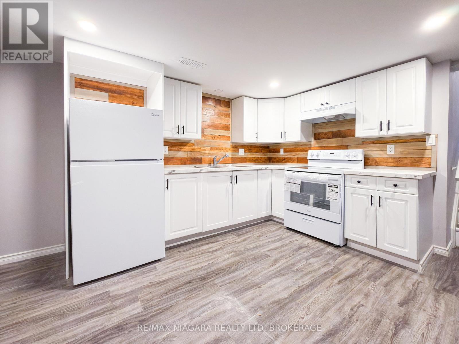 15 Old Oxford Road, St. Catharines, Ontario  L2M 2J7 - Photo 19 - X13477810