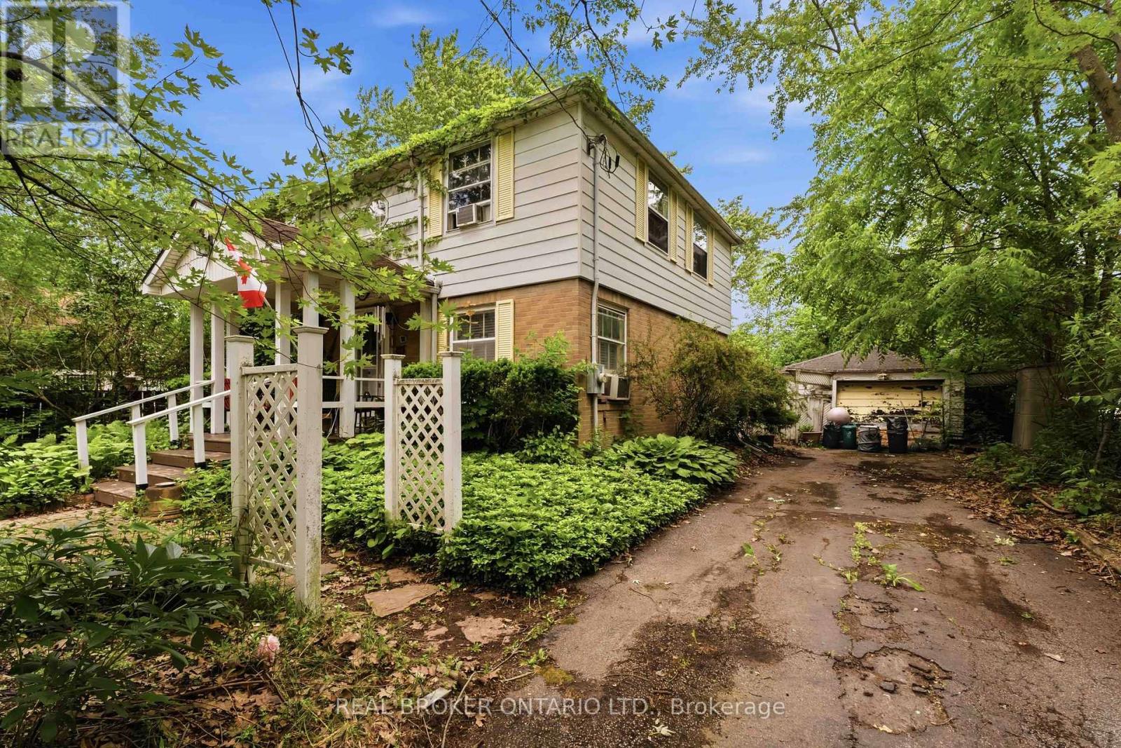 42 Price Avenue, Welland, Ontario  L3C 3X9 - Photo 5 - X13478106