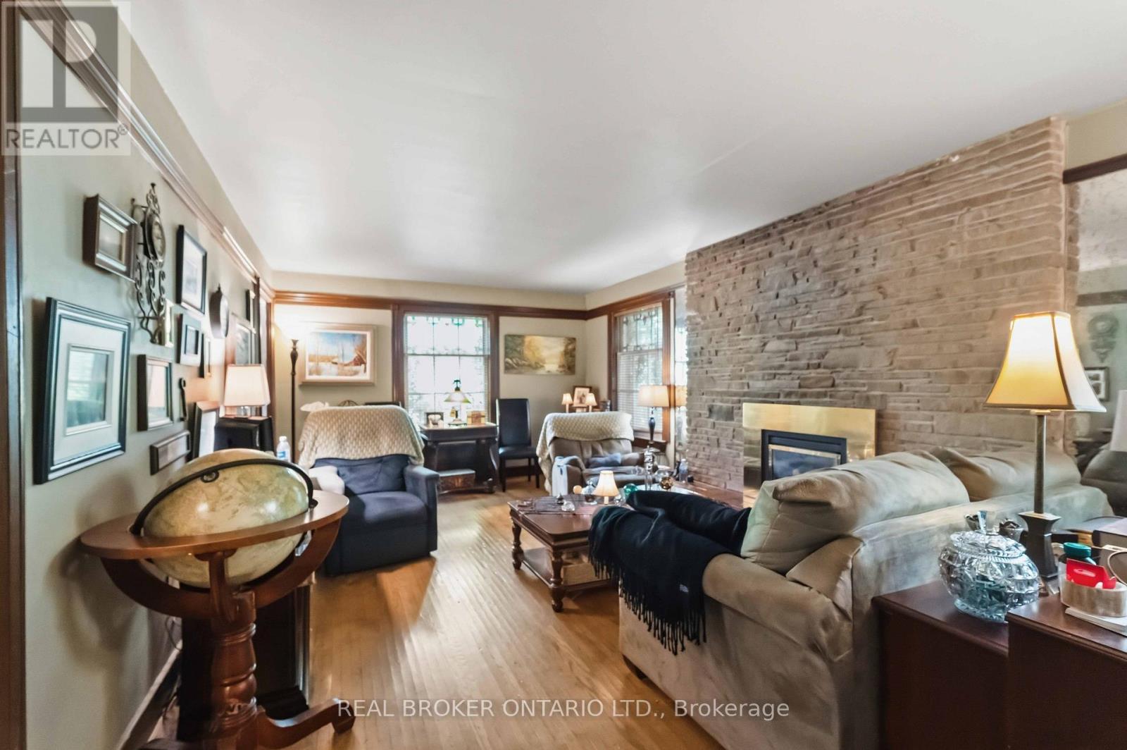 42 Price Avenue, Welland, Ontario  L3C 3X9 - Photo 8 - X13478106