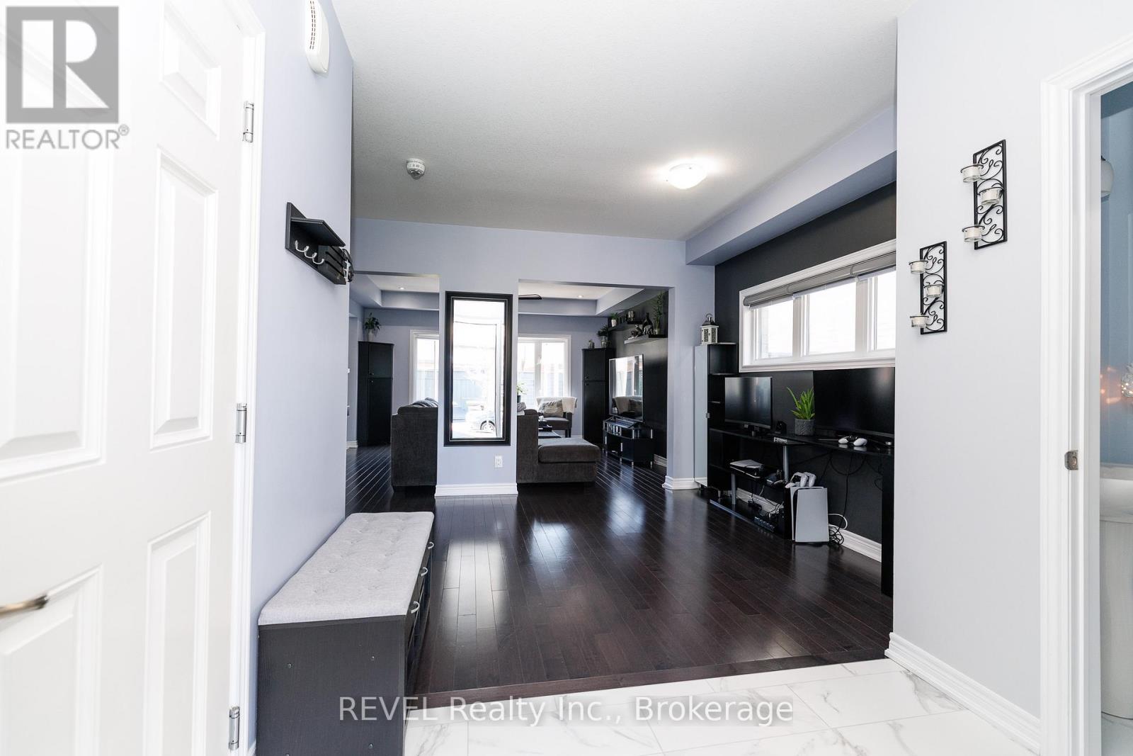 8 Elderberry Road, Thorold, Ontario  L2V 0E7 - Photo 13 - X13478474
