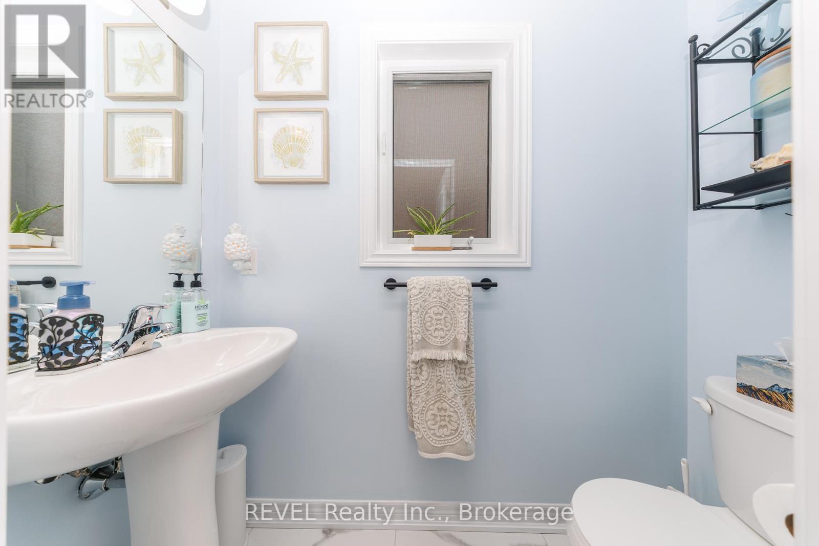 8 Elderberry Road, Thorold, Ontario  L2V 0E7 - Photo 20 - X13478474