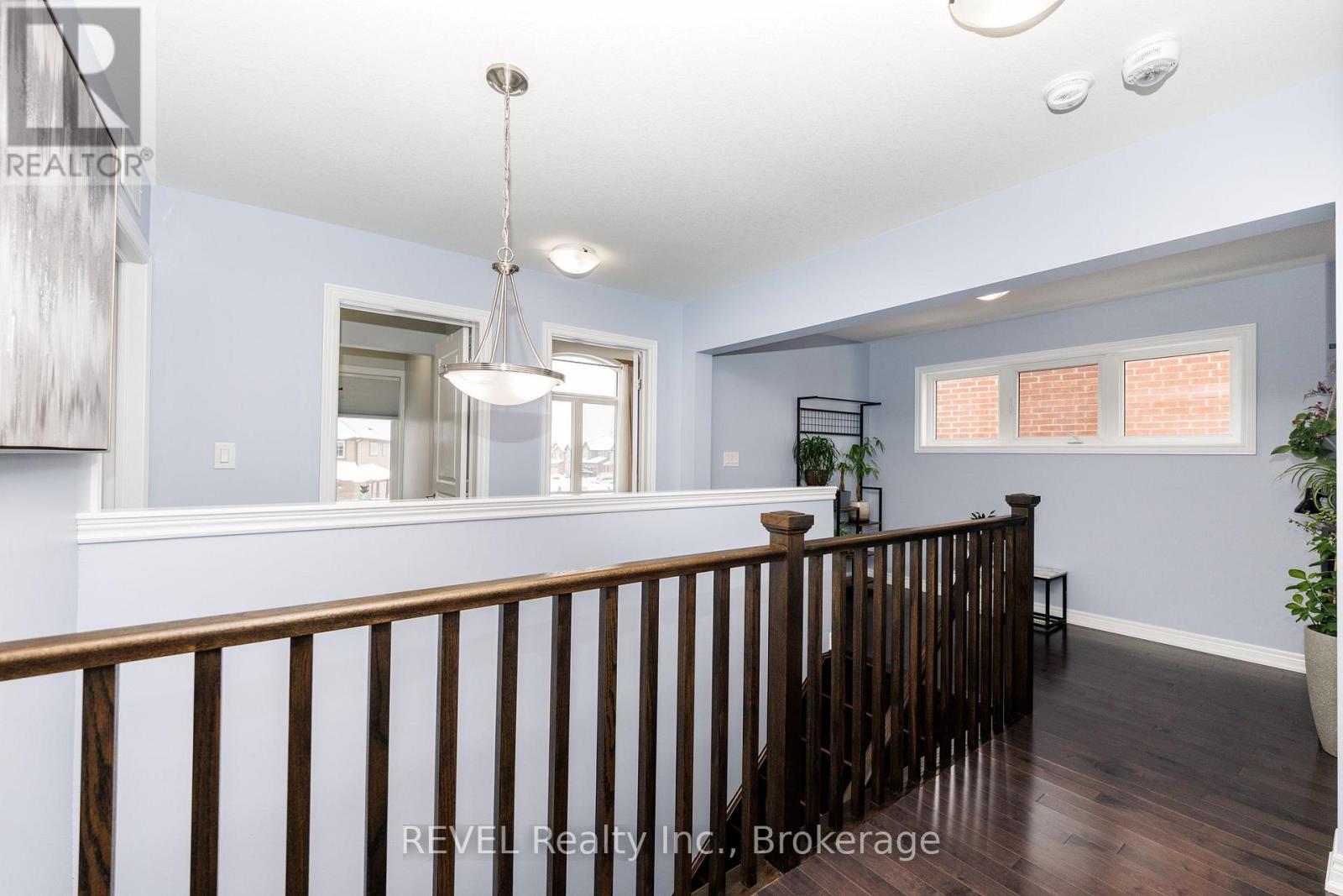 8 Elderberry Road, Thorold, Ontario  L2V 0E7 - Photo 31 - X13478474