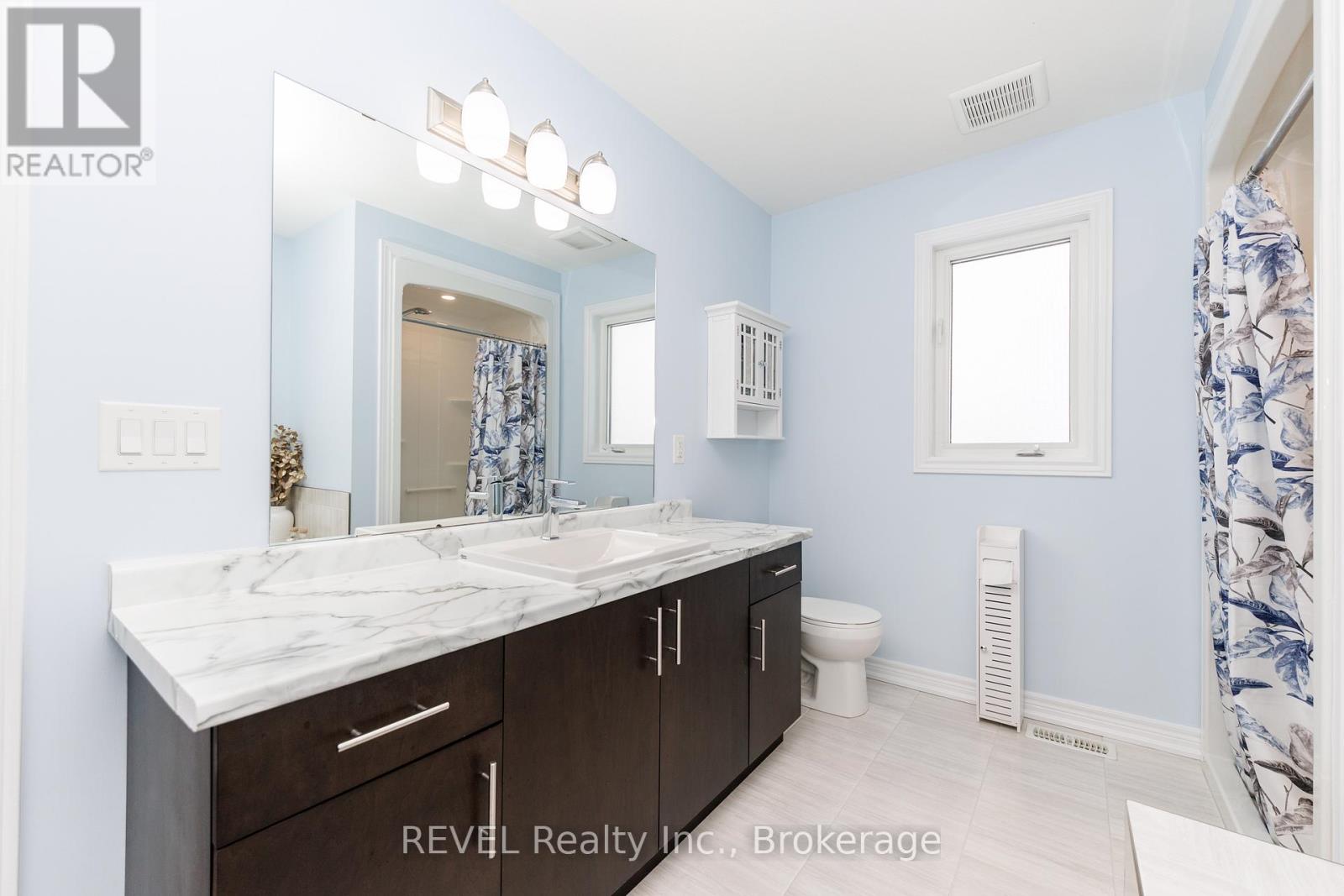 8 Elderberry Road, Thorold, Ontario  L2V 0E7 - Photo 38 - X13478474