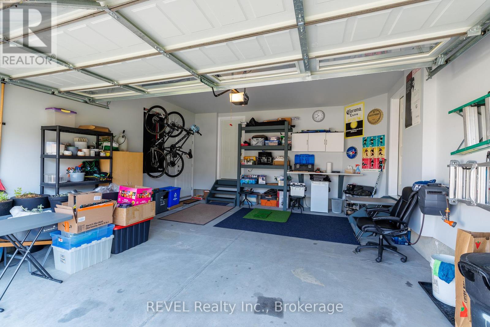 8 Elderberry Road, Thorold, Ontario  L2V 0E7 - Photo 49 - X13478474