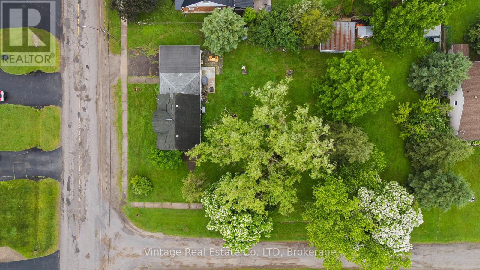 1548 Henderson Street, Thorold, Ontario  L0S 1A0 - Photo 6 - X13478980