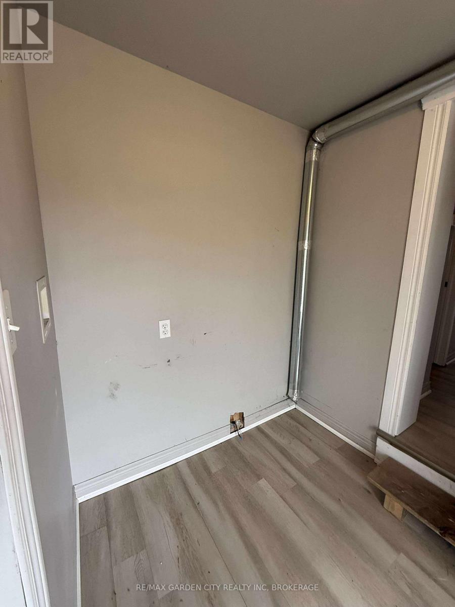 1 - 130 St Paul Crescent E, St. Catharines, Ontario  L2S 1M9 - Photo 16 - X13479876