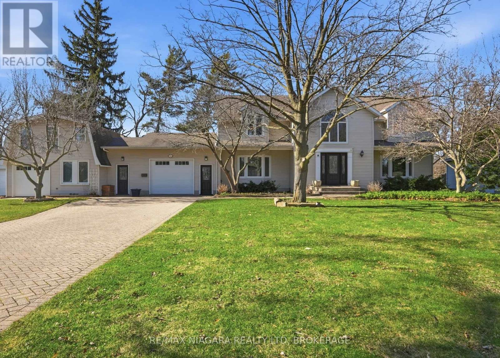 50 HENLEY DRIVE, St. Catharines, Ontario