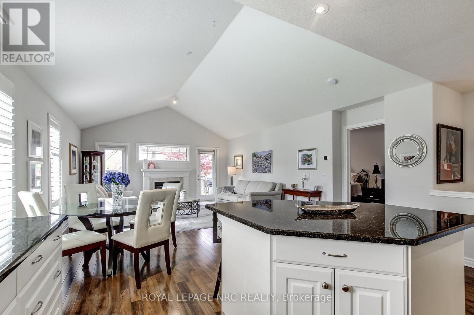 5 Rose Glen Crescent, Niagara-On-The-Lake, Ontario  L0S 1J0 - Photo 13 - X13480906