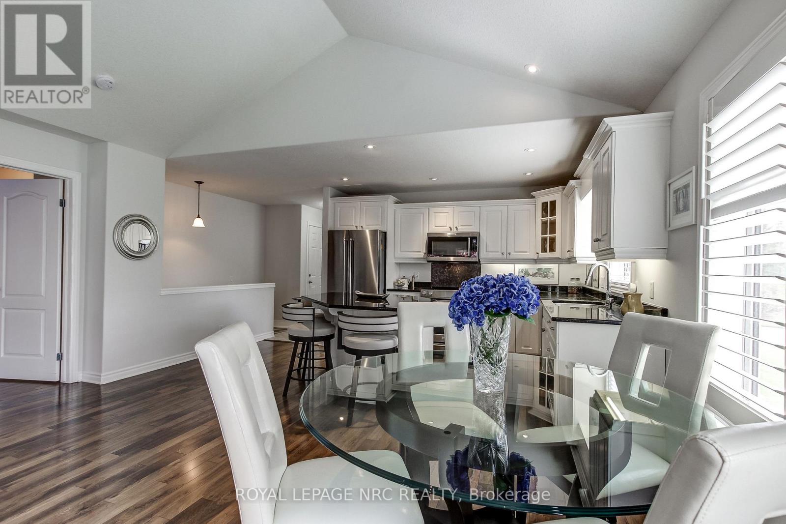 5 Rose Glen Crescent, Niagara-On-The-Lake, Ontario  L0S 1J0 - Photo 14 - X13480906