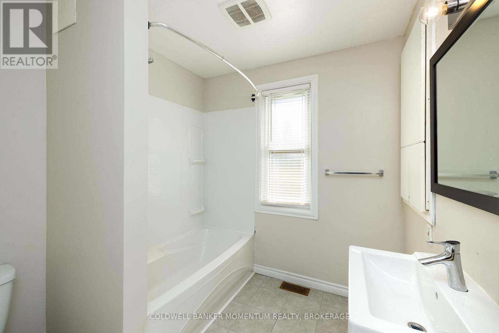 4319 Seneca Street, Niagara Falls, Ontario  L2E 1G5 - Photo 17 - X13481760