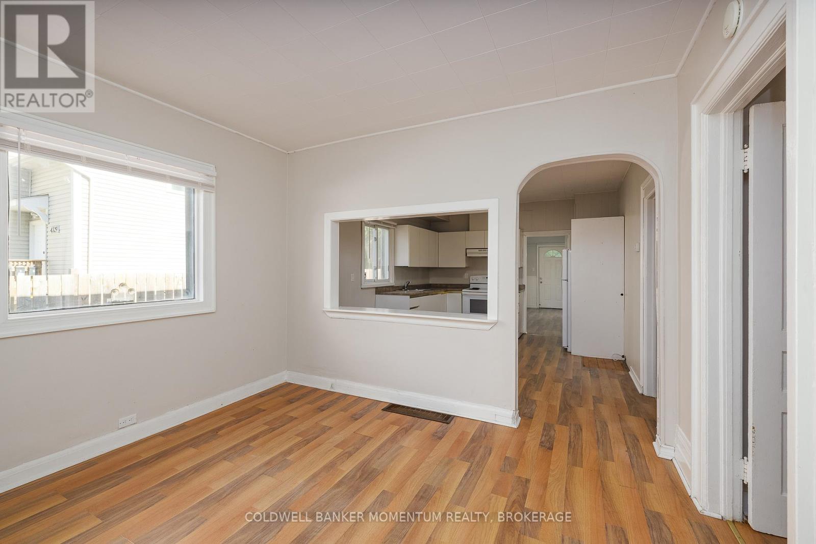 4319 Seneca Street, Niagara Falls, Ontario  L2E 1G5 - Photo 8 - X13481760