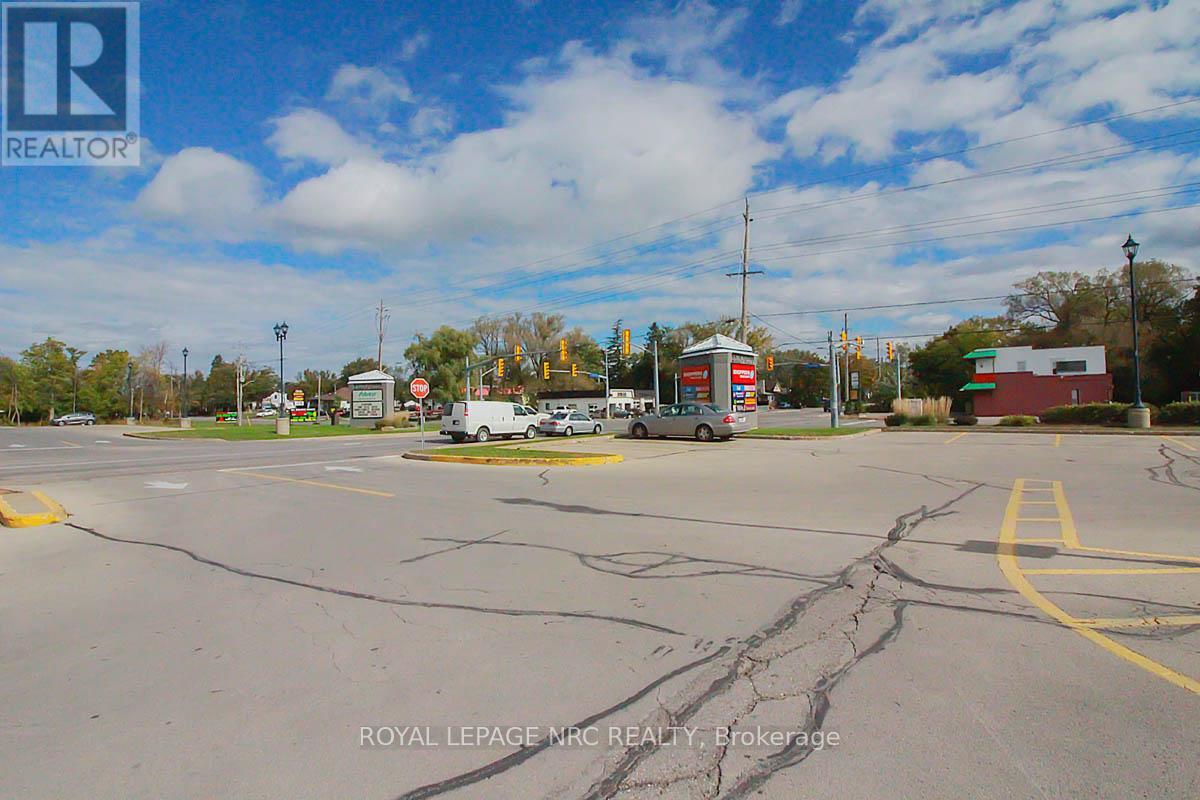 302 - 485 Thorold Road, Welland, Ontario  L3C 3X1 - Photo 23 - X13482114